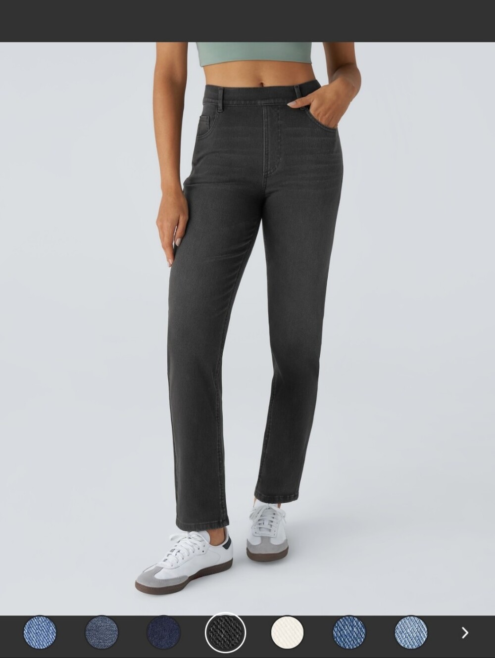 HALARA Women's Black Straight-Leg Jeans